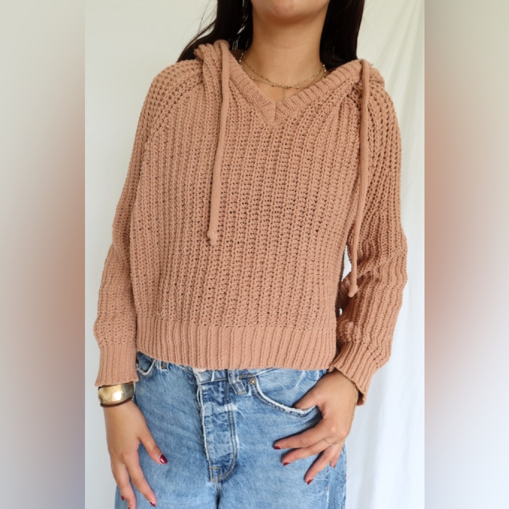 Aerie pink knit hoodie